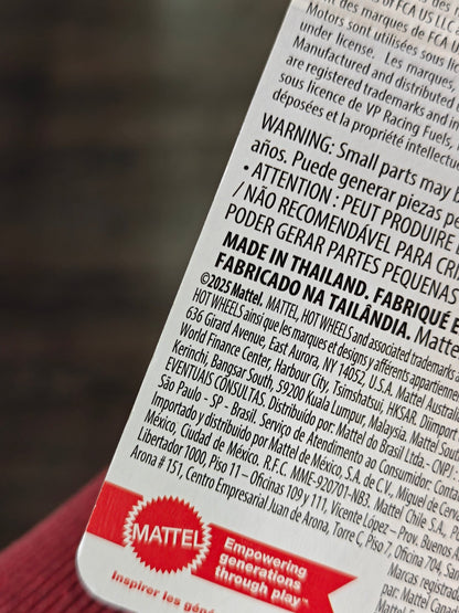 Hot Wheels 1978 Dodge Li'l Red Express - Boulevard 145 (Imported) - Kinder Logs