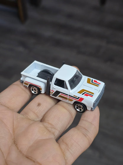 Hot Wheels 1978 Dodge Li'l Red Express - White (Uncarded - New) - Kinder Logs