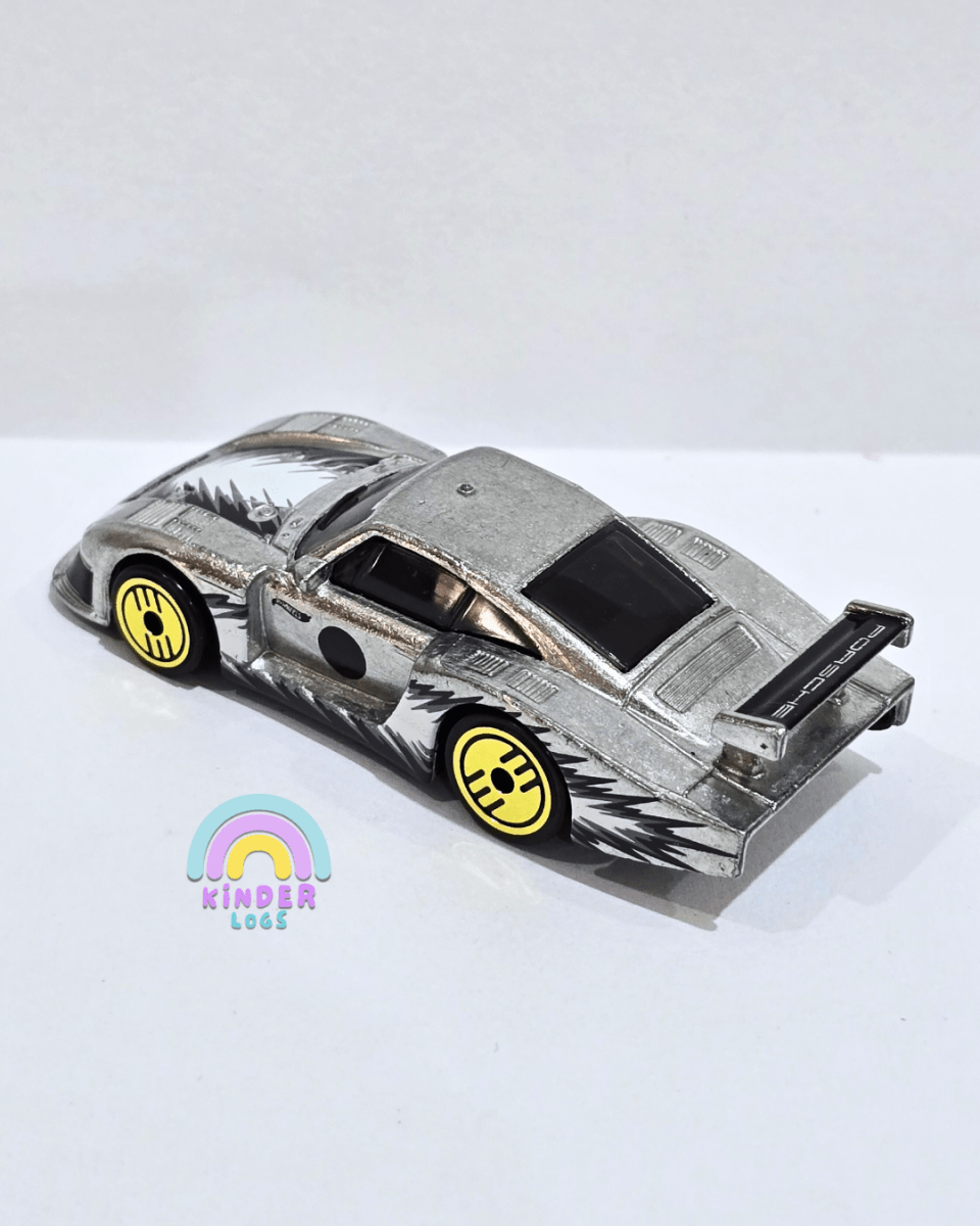 Hot Wheels 1978 Porsche 935 - 78 - Ultra Hots (Uncarded) - Kinder Logs