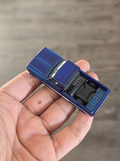 Hot Wheels 1983 Chevrolet Silverado (Uncarded - New) - Kinder Logs