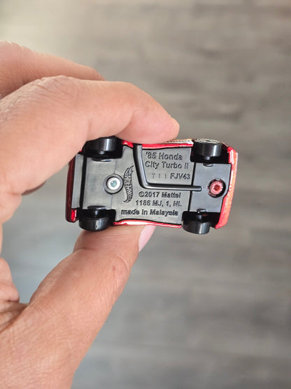 Hot Wheels 1985 Honda City Turbo II - Ultra Hots (Uncarded - New) - Kinder Logs