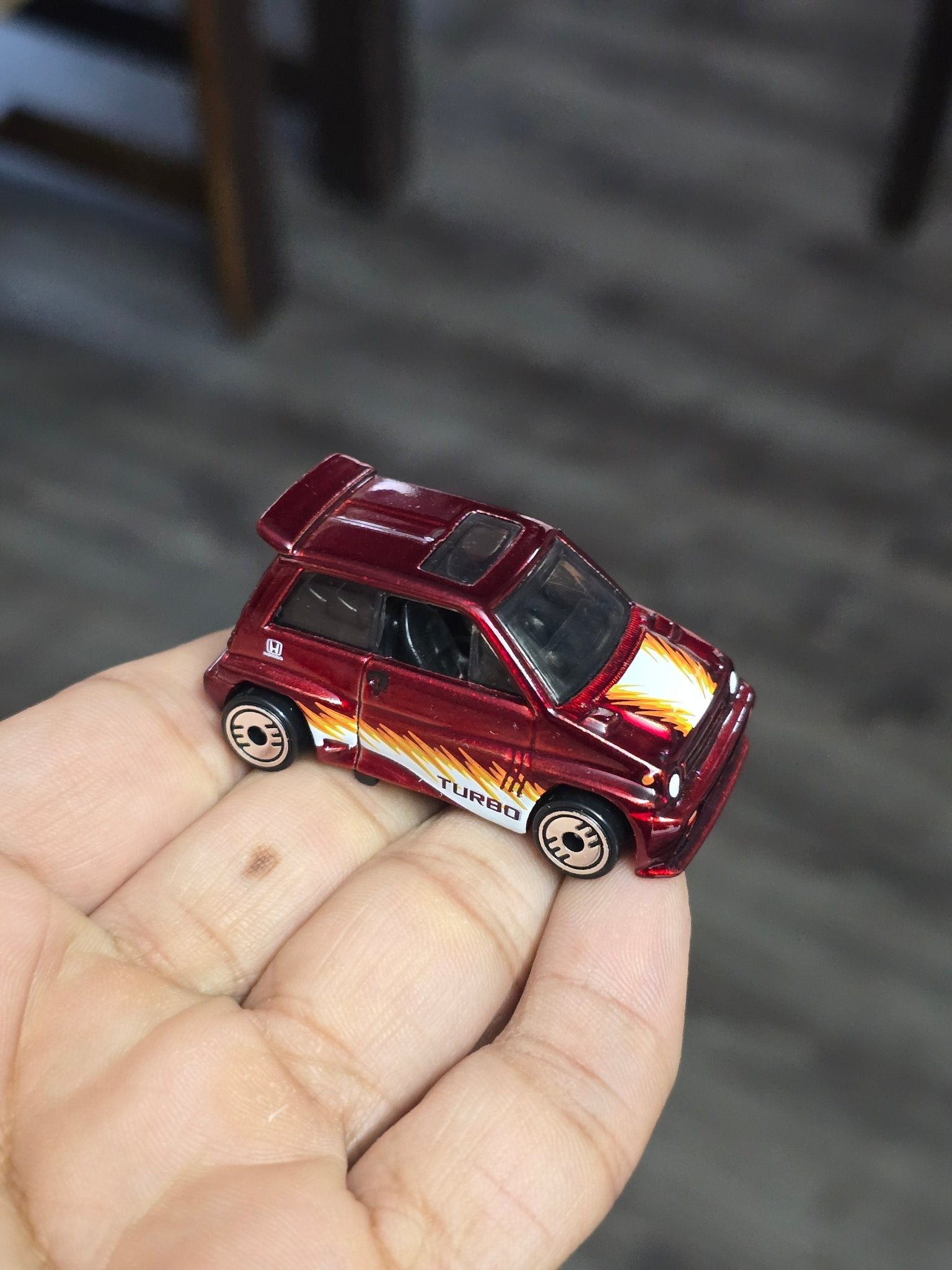 Hot Wheels 1985 Honda City Turbo II - Ultra Hots (Uncarded - New) - Kinder Logs