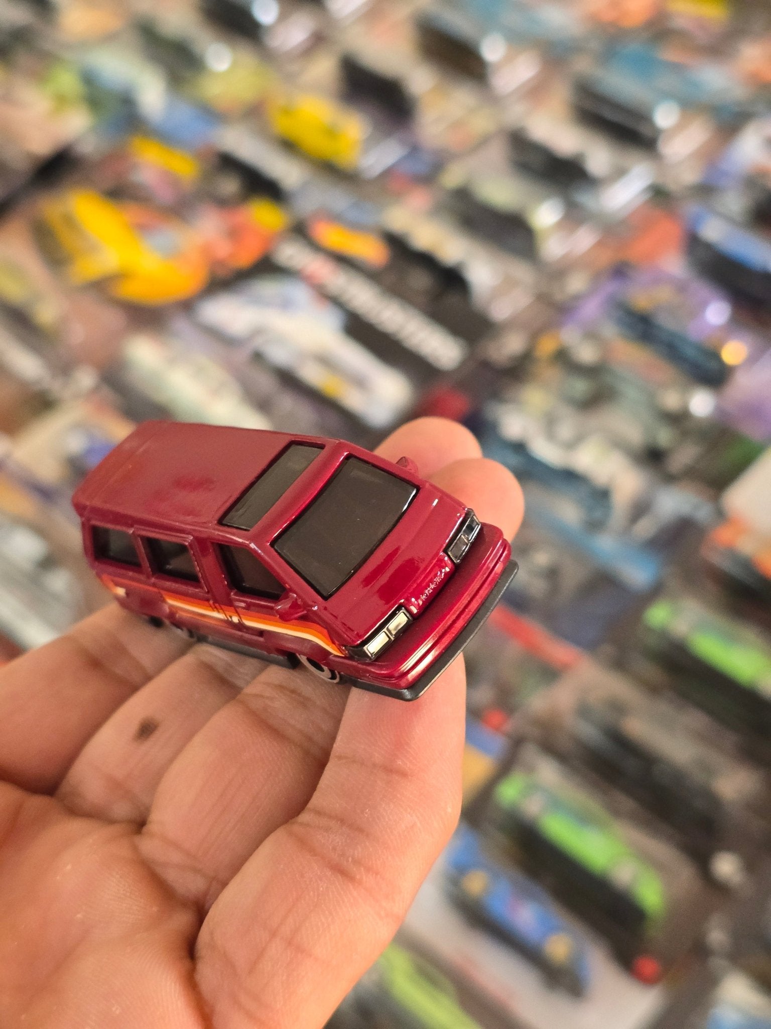 Hot Wheels 1986 Toyota Van - Maroon (Uncarded) - Kinder Logs