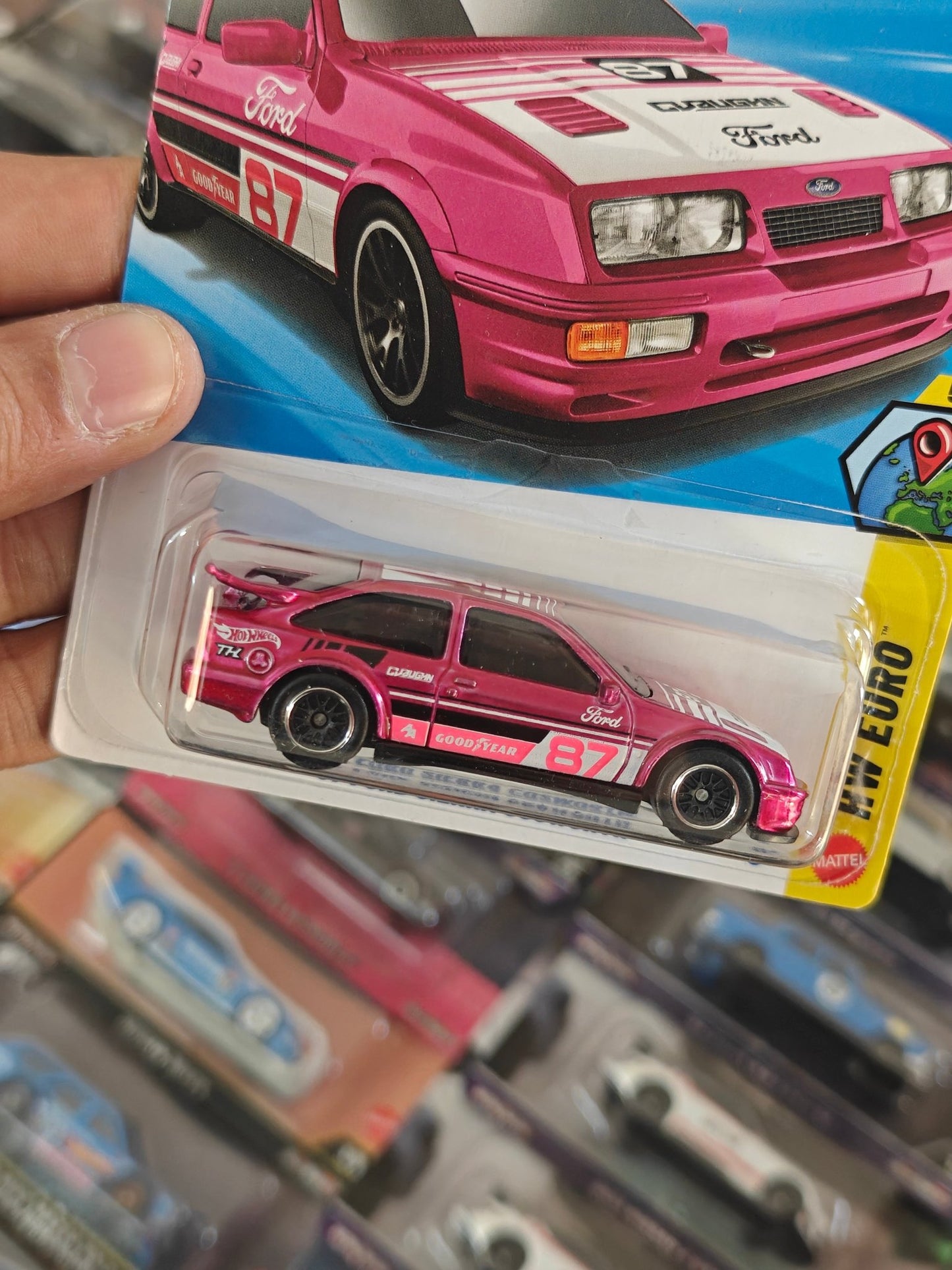 Hot Wheels 1987 Ford Sierra Cosworth Super Treasure Hunt (STH) - Kinder Logs