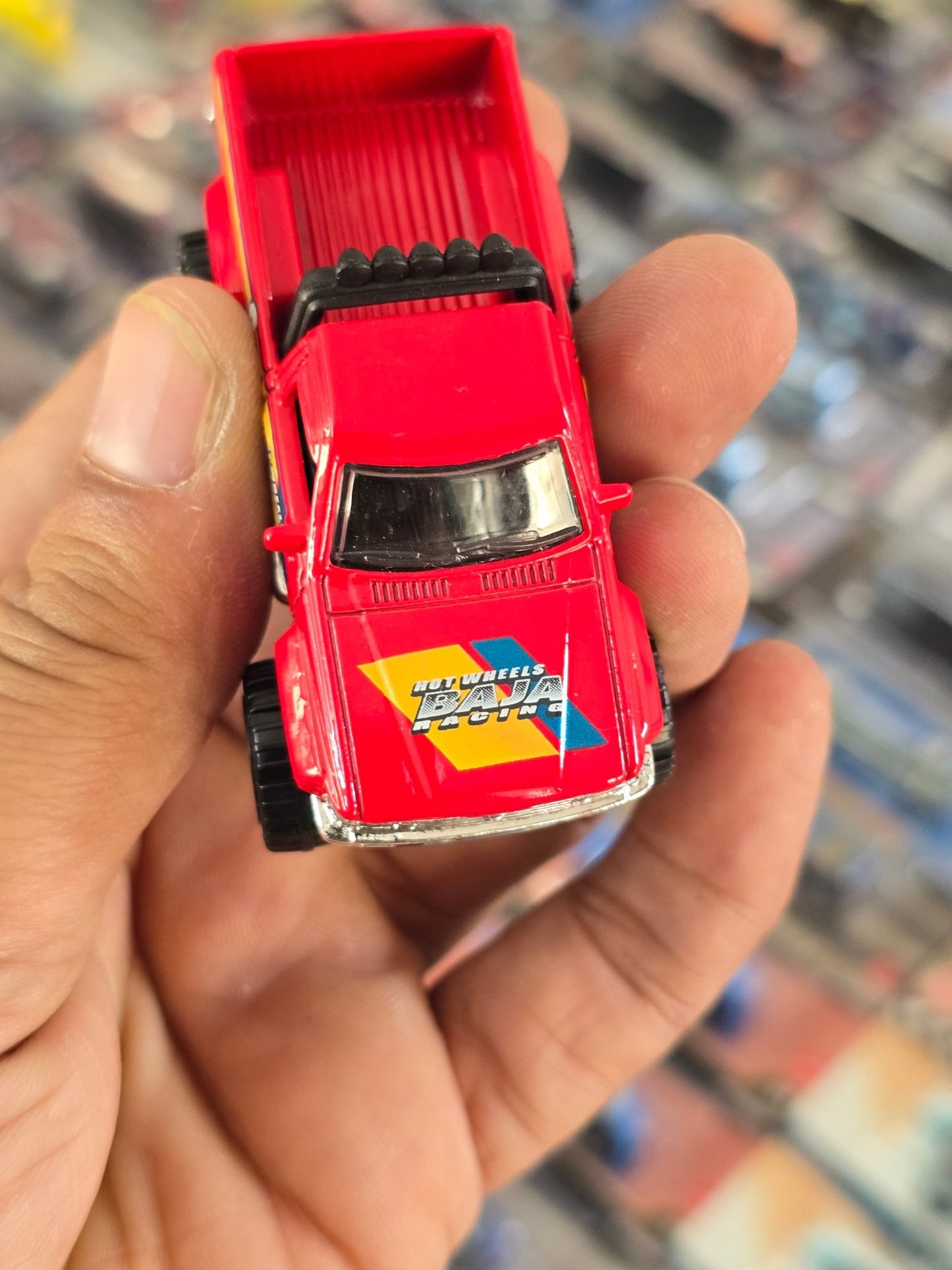 Hot Wheels 1987 Toyota Pickup Truck (Uncarded) - Kinder Logs