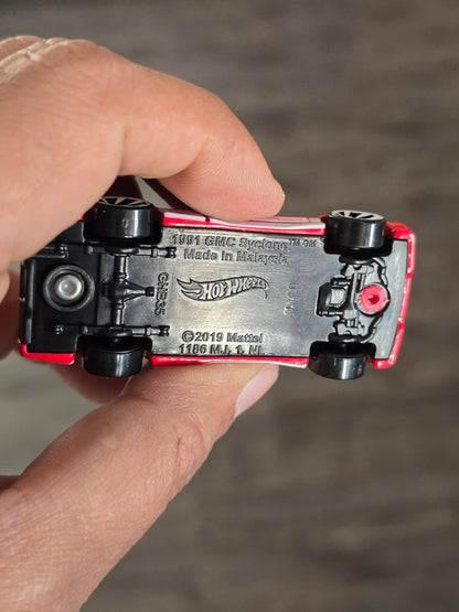 Hot Wheels 1991 GMC Syclone - Red With White Graphics (Uncarded - New) - Kinder Logs