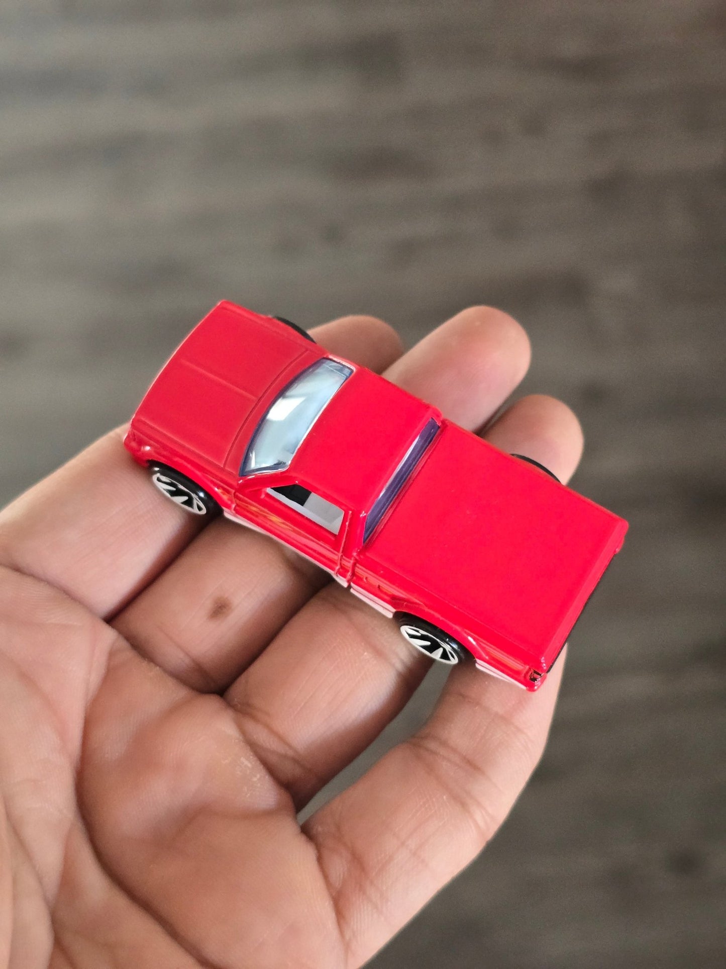 Hot Wheels 1991 GMC Syclone - Red With White Graphics (Uncarded - New) - Kinder Logs