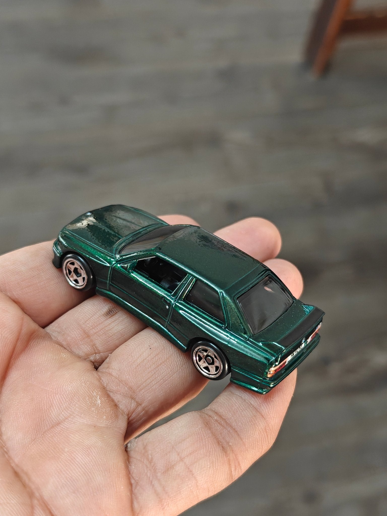 Hot Wheels 1992 BMW M3 - Green (Uncarded - New) - Kinder Logs