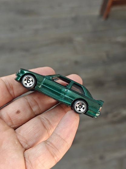 Hot Wheels 1992 BMW M3 - Green (Uncarded - New) - Kinder Logs