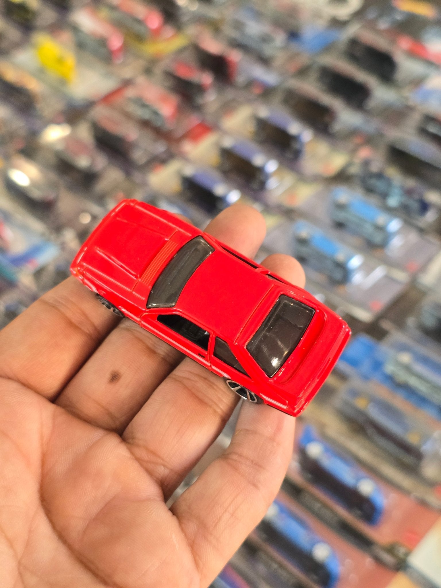 Hot Wheels 1992 Ford Mustang - Red (Uncarded) - Kinder Logs