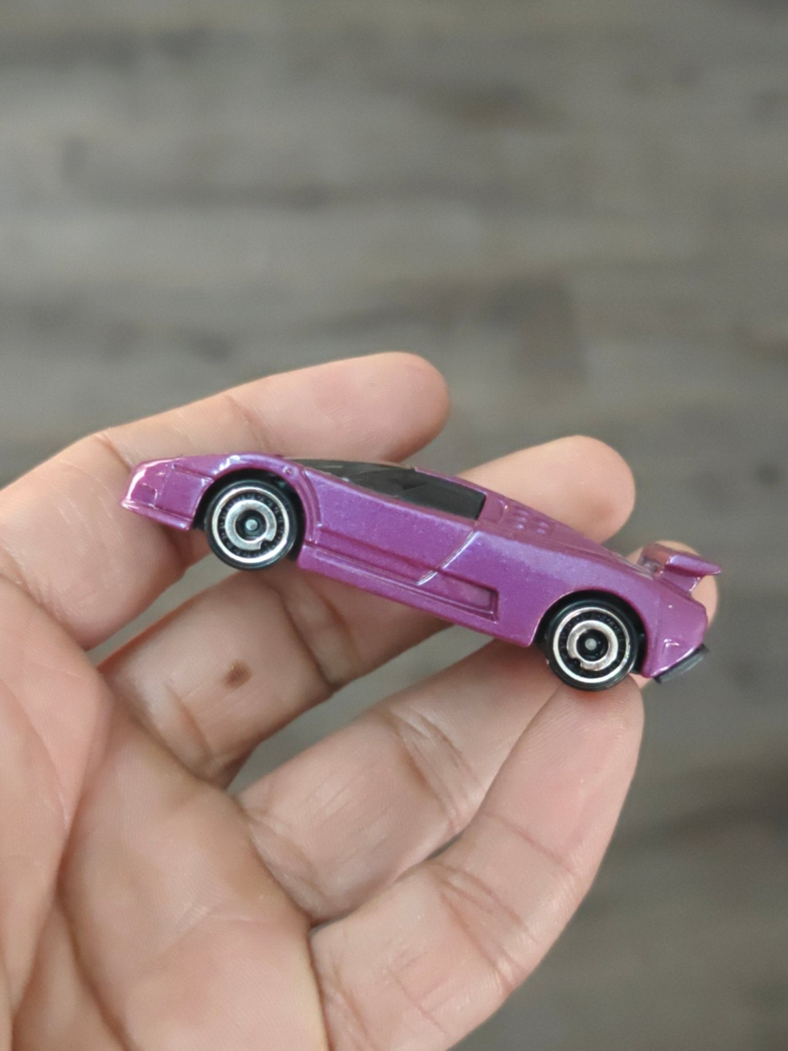 Hot Wheels 1994 Bugatti EB110 SS - Purple (Uncarded - New) - Kinder Logs