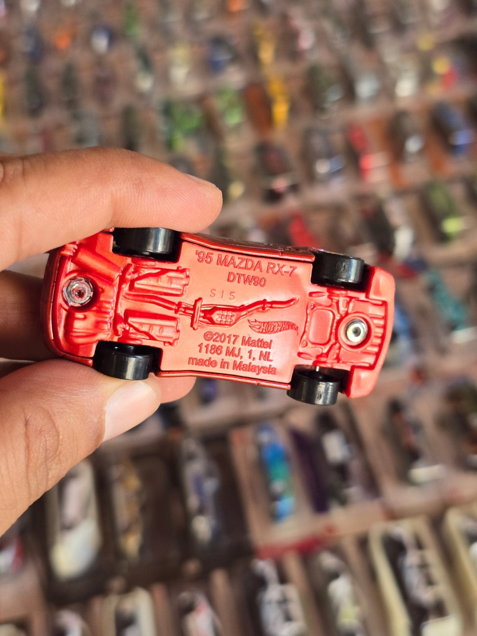 Hot Wheels 1995 Mazda RX - 7 - Fast And Furious (Uncarded) - Kinder Logs