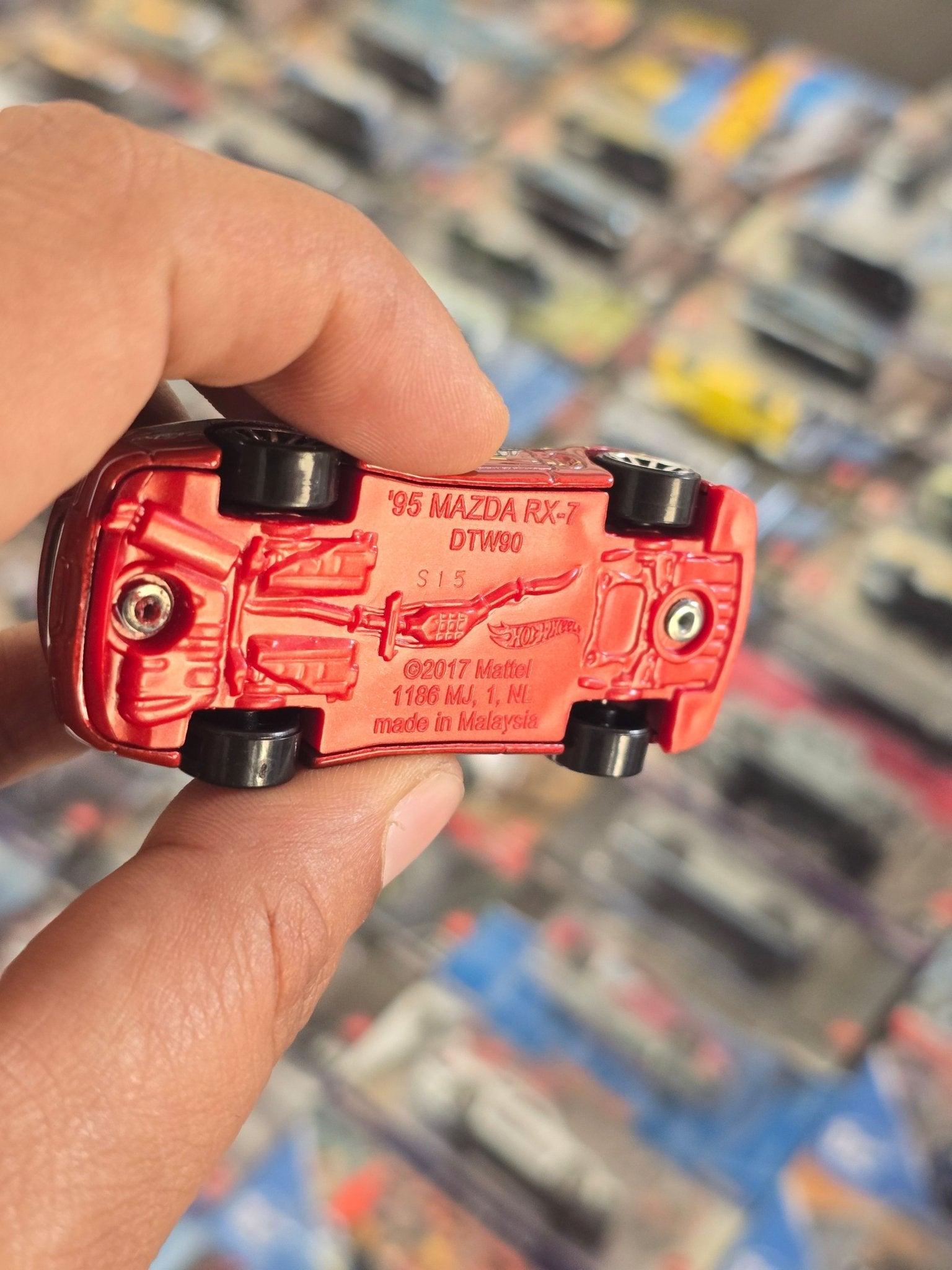 Hot Wheels 1995 Mazda RX - 7 - Fast And Furious (Uncarded) - Kinder Logs
