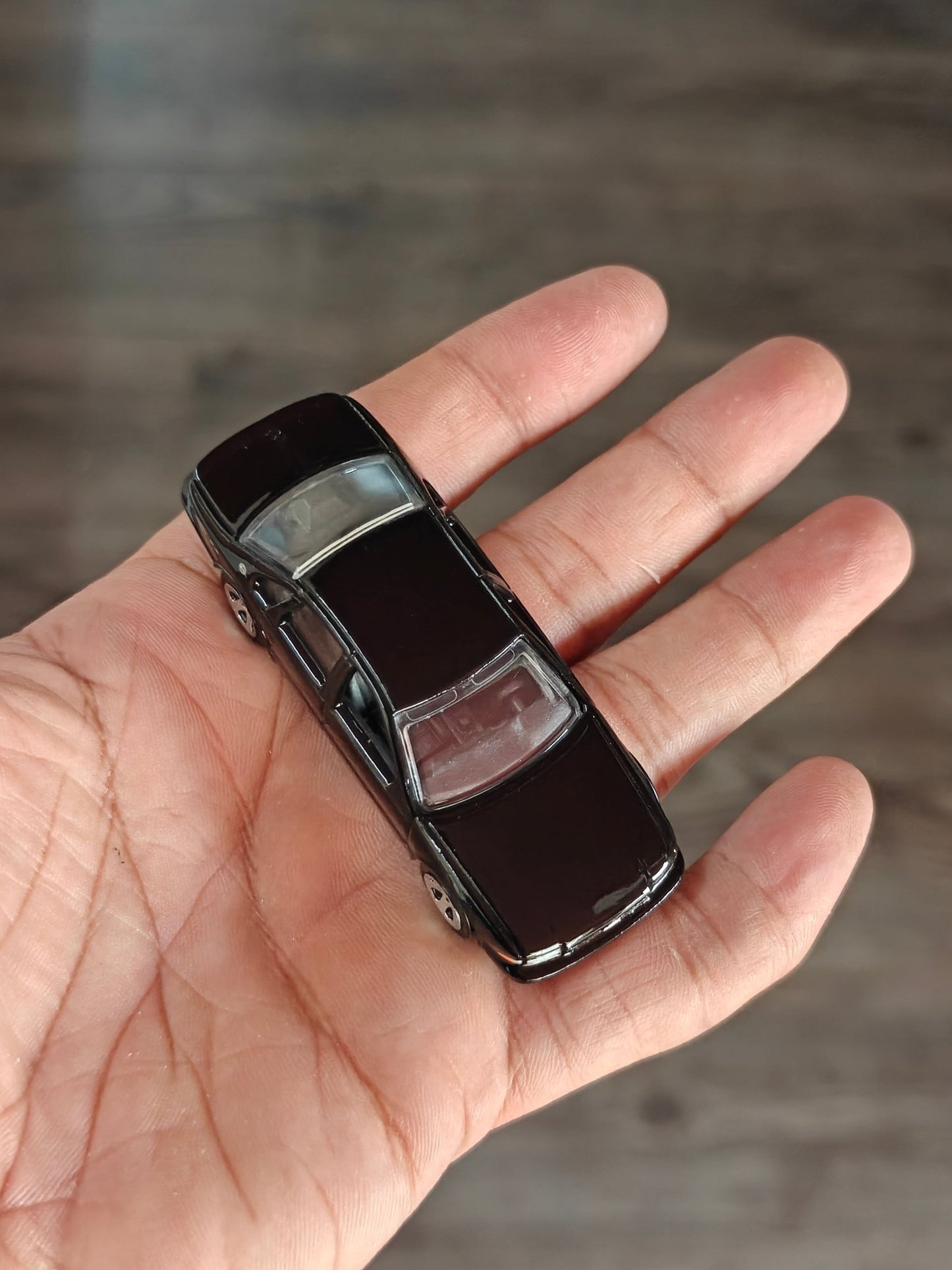 Hot Wheels 1996 Chevrolet Impala SS - Black (Uncarded) - Kinder Logs