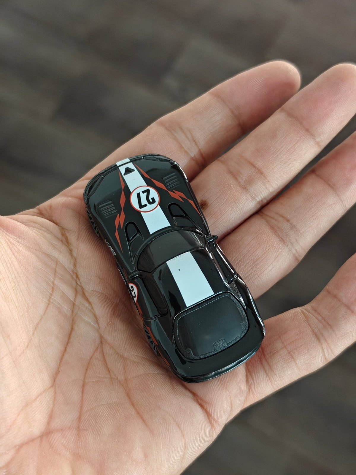 Hot Wheels 1996 Dodge Viper GTS - Black (Uncarded - New) - Kinder Logs