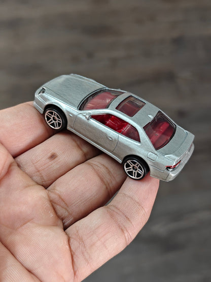 Hot Wheels 1998 Honda Prelude - Silver (Uncarded - New) - Kinder Logs