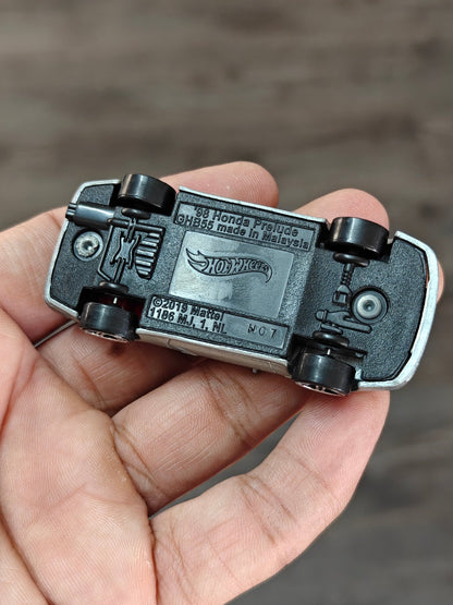 Hot Wheels 1998 Honda Prelude - Silver (Uncarded - New) - Kinder Logs