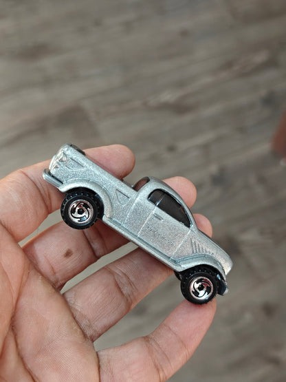 Hot Wheels 1999 Dodge Power Wagon Concept (Uncarded - New) - Kinder Logs