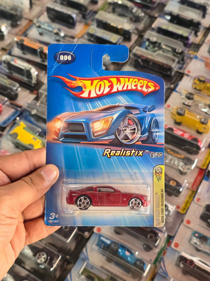 Hot Wheels 2005 Ford Mustang GT (2004 Card) - Kinder Logs