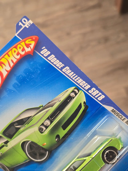 Hot Wheels 2008 Dodge Challenger SRT8 (2009 Imported Card) - Kinder Logs