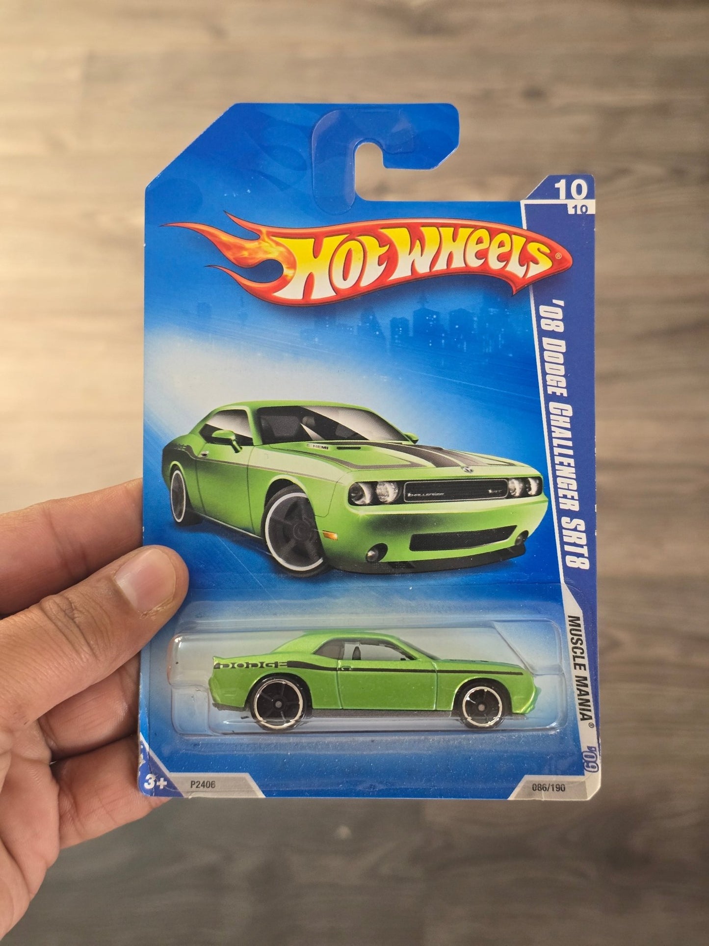Hot Wheels 2008 Dodge Challenger SRT8 (2009 Imported Card) - Kinder Logs