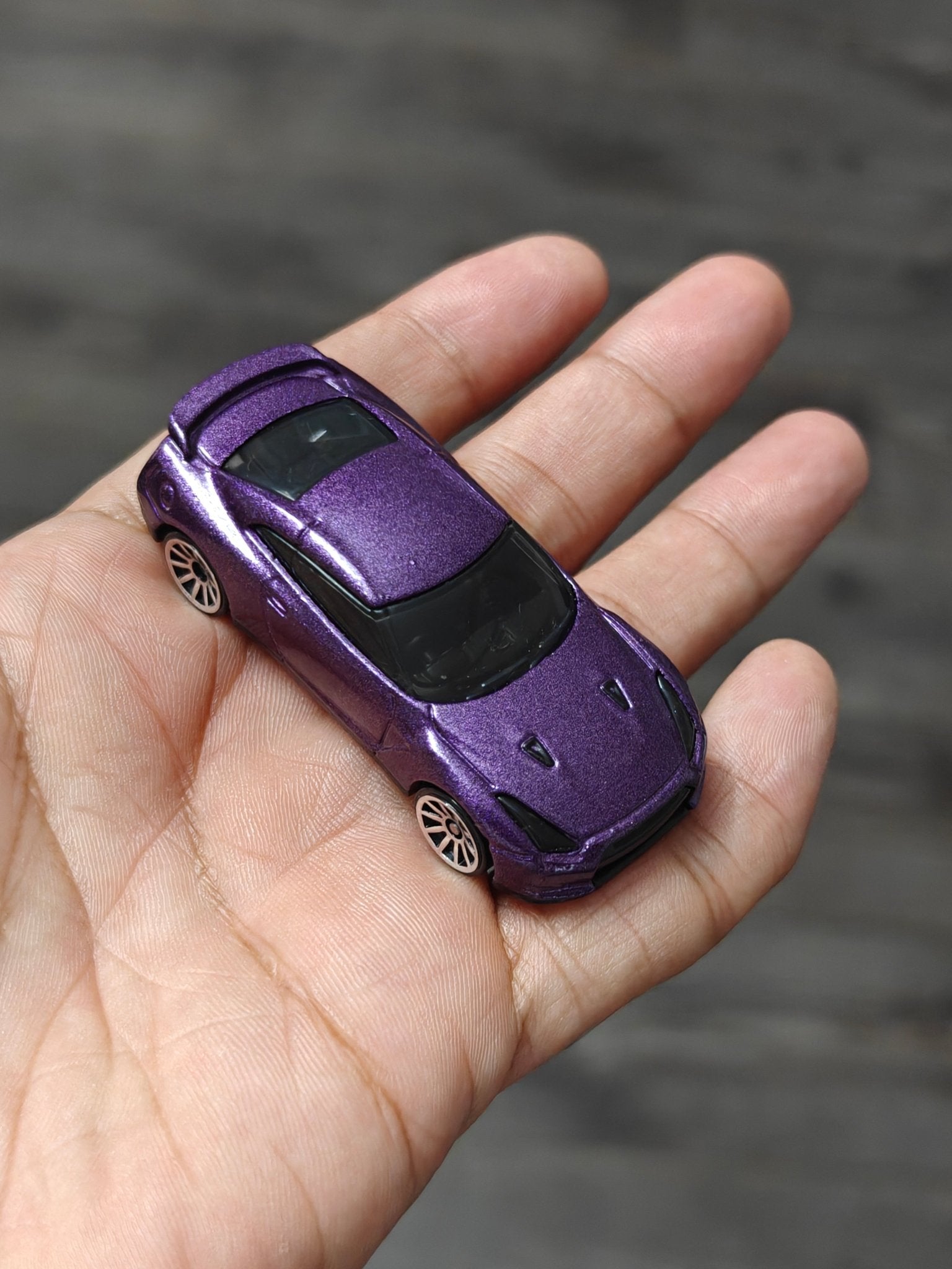 Hot Wheels 2009 Nissan GT-R - Purple (Uncarded - New) - Kinder Logs
