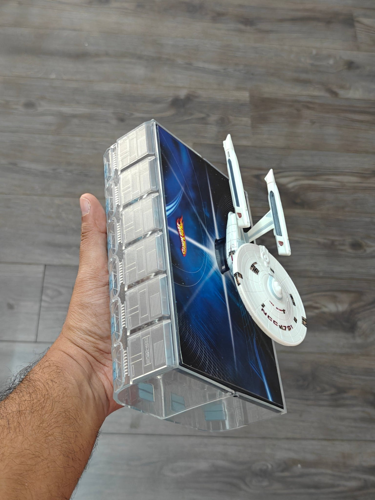 Hot Wheels 2009 San Diego Comic-Con Exclusive 'Star Trek U.S.S. Enterprise' - Kinder Logs