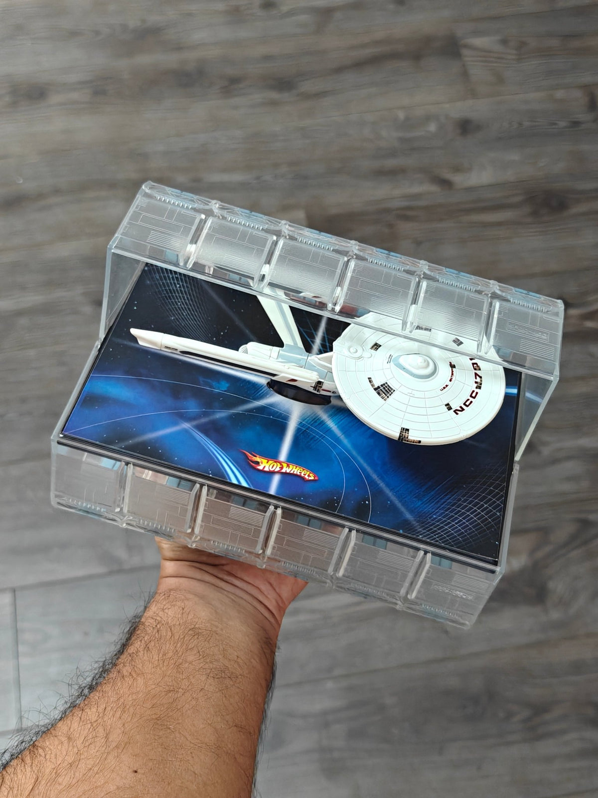 Hot Wheels 2009 San Diego Comic-Con Exclusive 'Star Trek U.S.S. Enterprise' - Kinder Logs