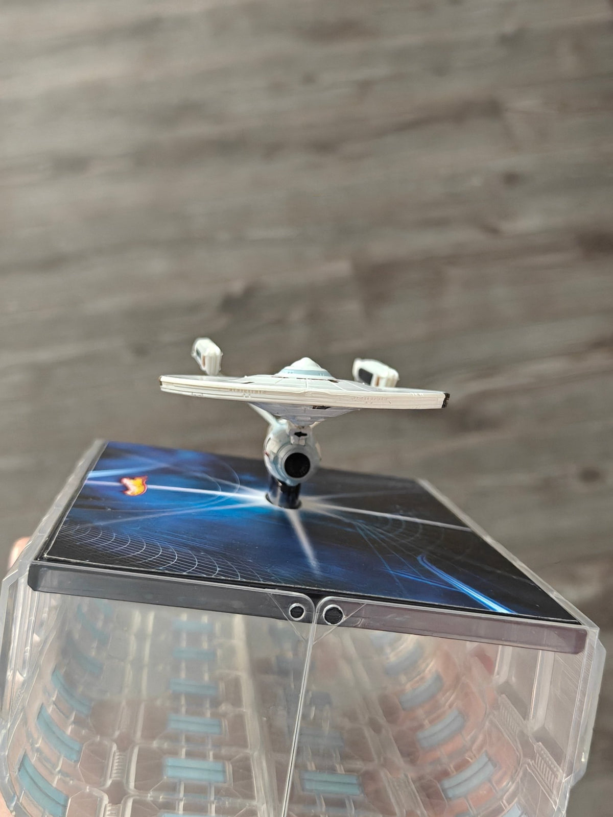 Hot Wheels 2009 San Diego Comic-Con Exclusive 'Star Trek U.S.S. Enterprise' - Kinder Logs