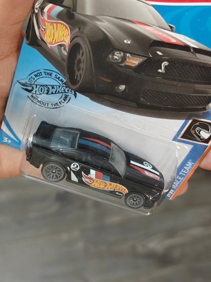 Hot Wheels 2010 Ford Shelby GT500 Super Snake (Creased Card - Imported) - Kinder Logs