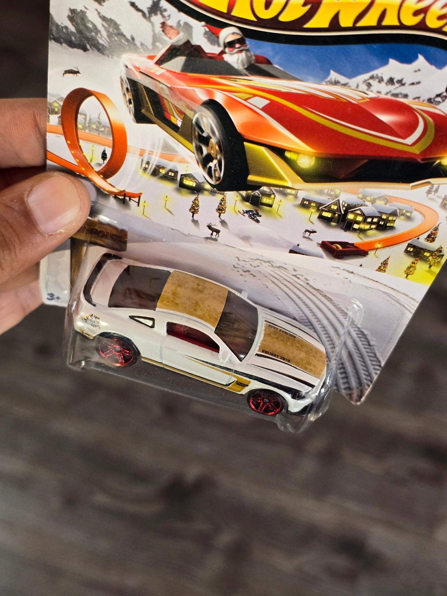 Hot Wheels 2012 Ford Mustang Boss 302 Laguna Seca (2013 Imported) - Kinder Logs