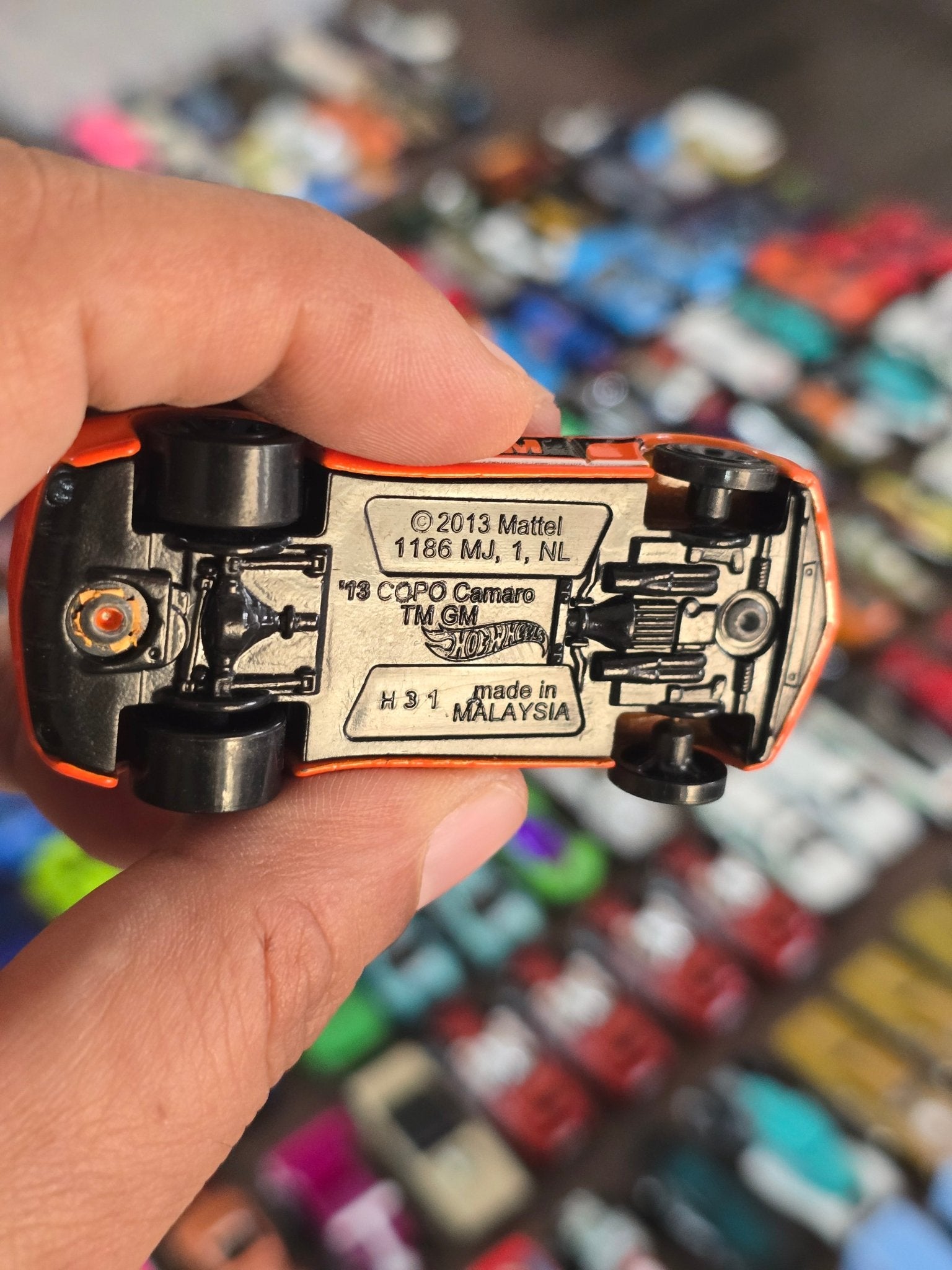 Hot Wheels 2013 Chevrolet Copo Camaro - Orange (Pre - Owned) - Kinder Logs