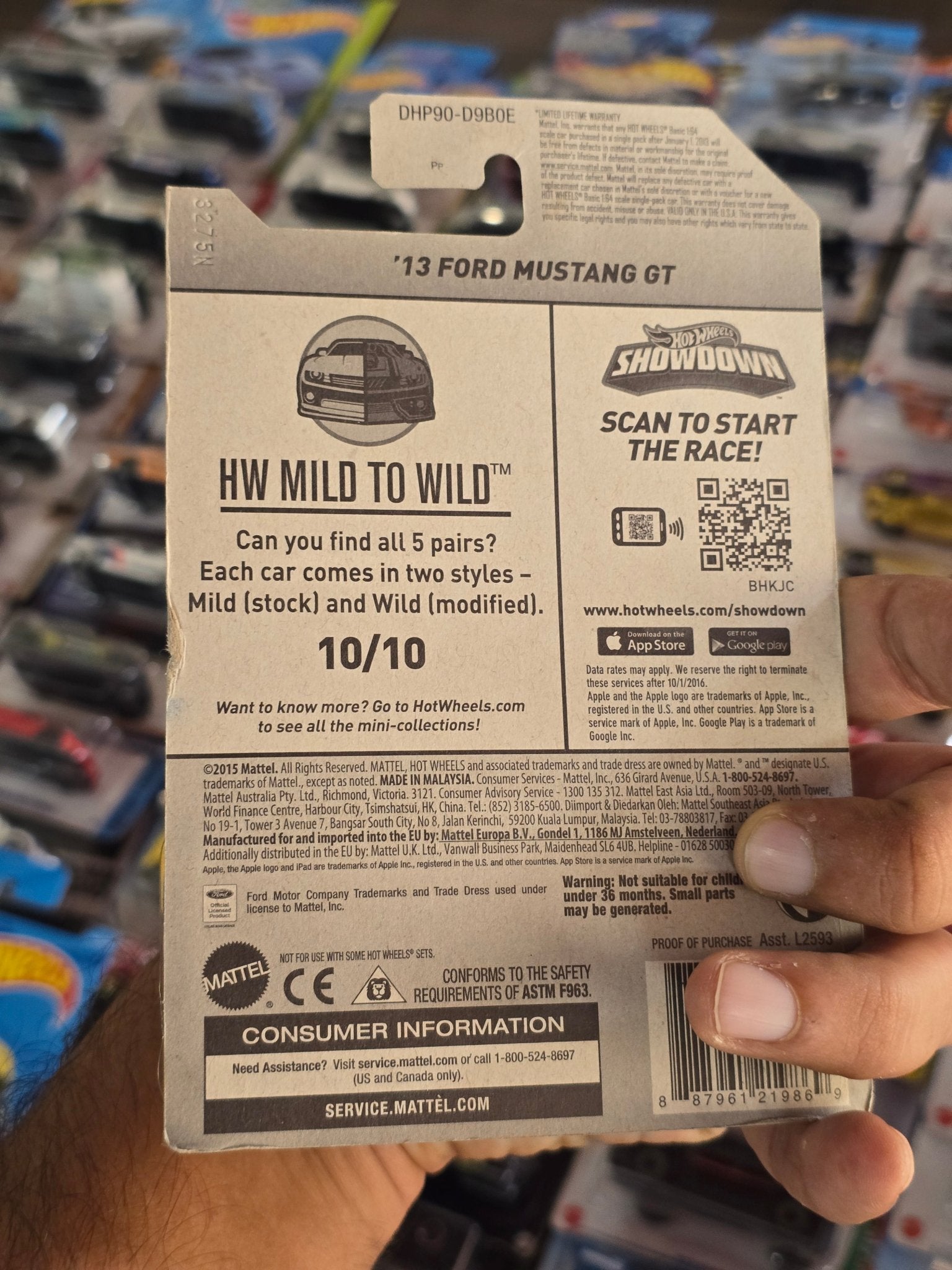 Hot Wheels 2013 Ford Mustang GT - HW Mild to Wild - Kinder Logs