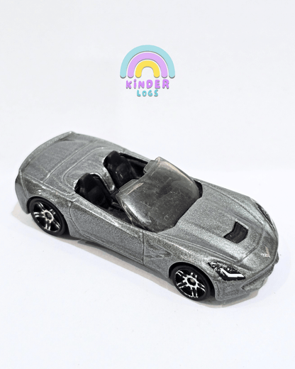 Hot Wheels 2014 Chevrolet Corvette Stingray - Grey (Used Car) - Kinder Logs