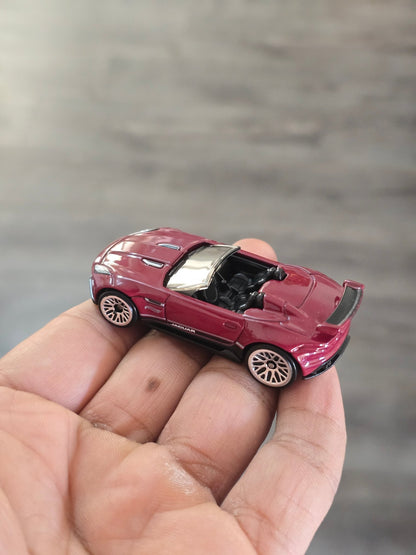 Hot Wheels 2015 Jaguar F - Type Project 7 - Wine (Uncarded - New) - Kinder Logs