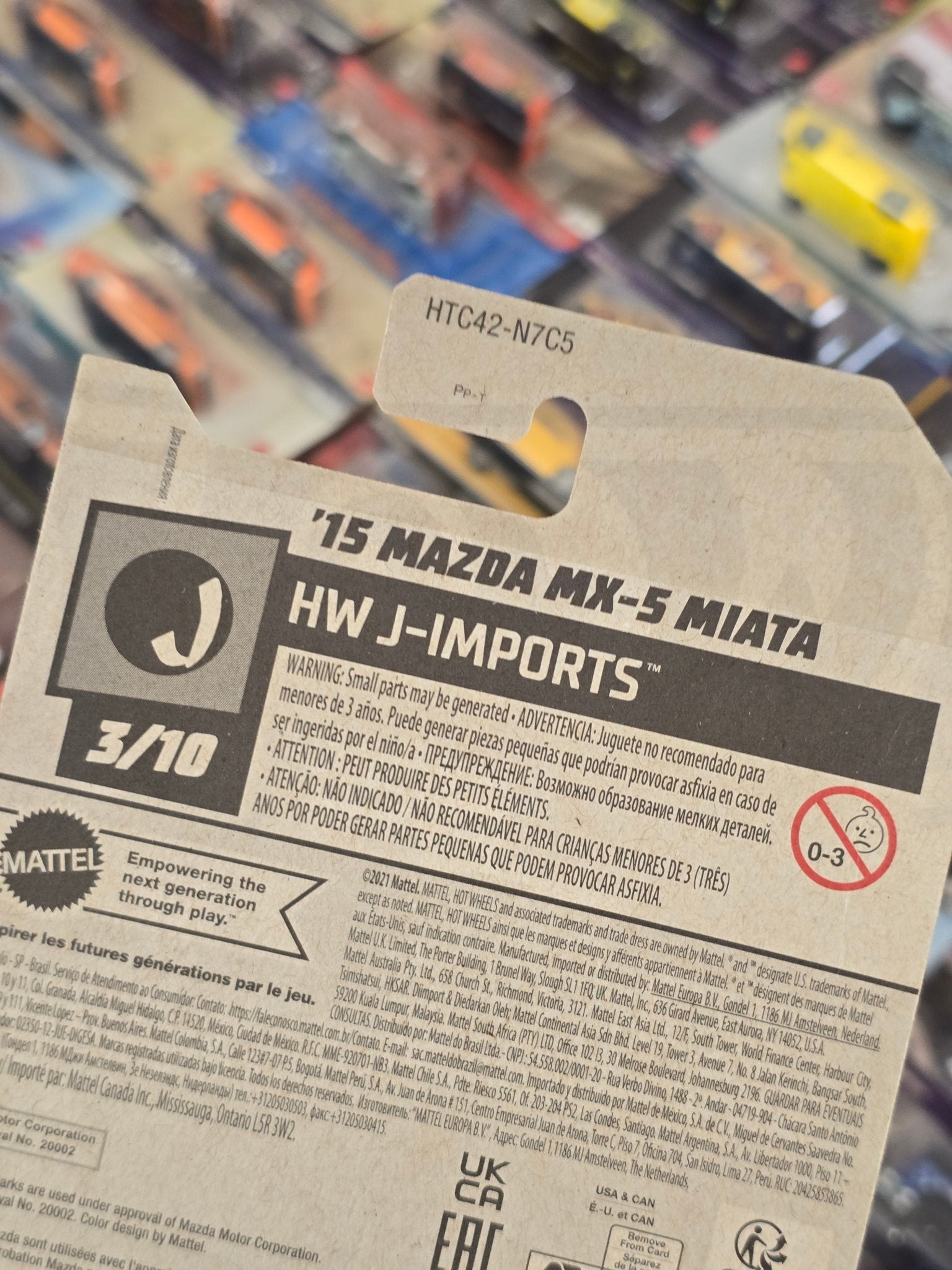 Hot Wheels 2015 Mazda MX - 5 Miata - Kinder Logs