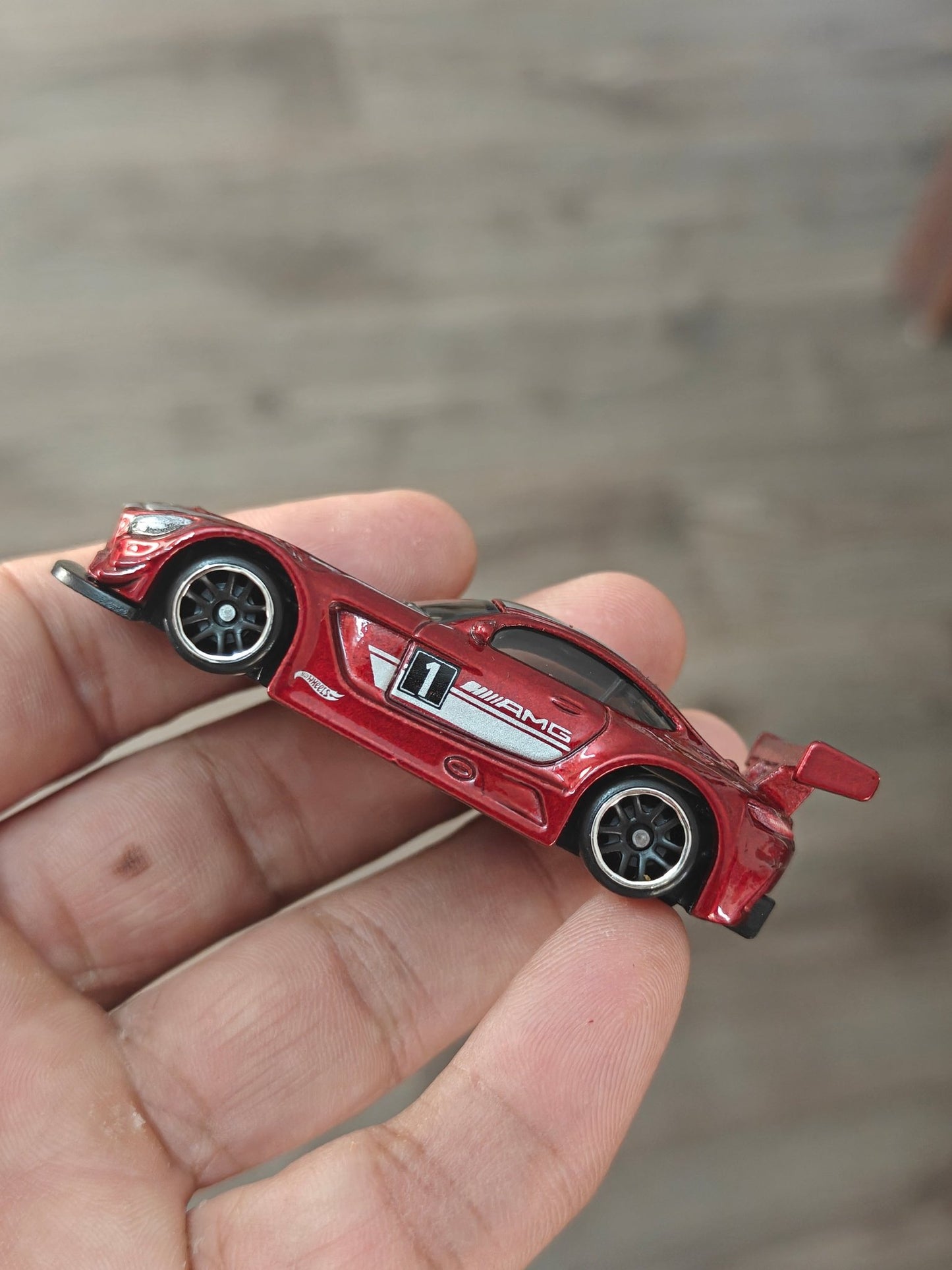 Hot Wheels 2016 Mercedes - AMG GT3 - Maroon (Uncarded - New) - Kinder Logs
