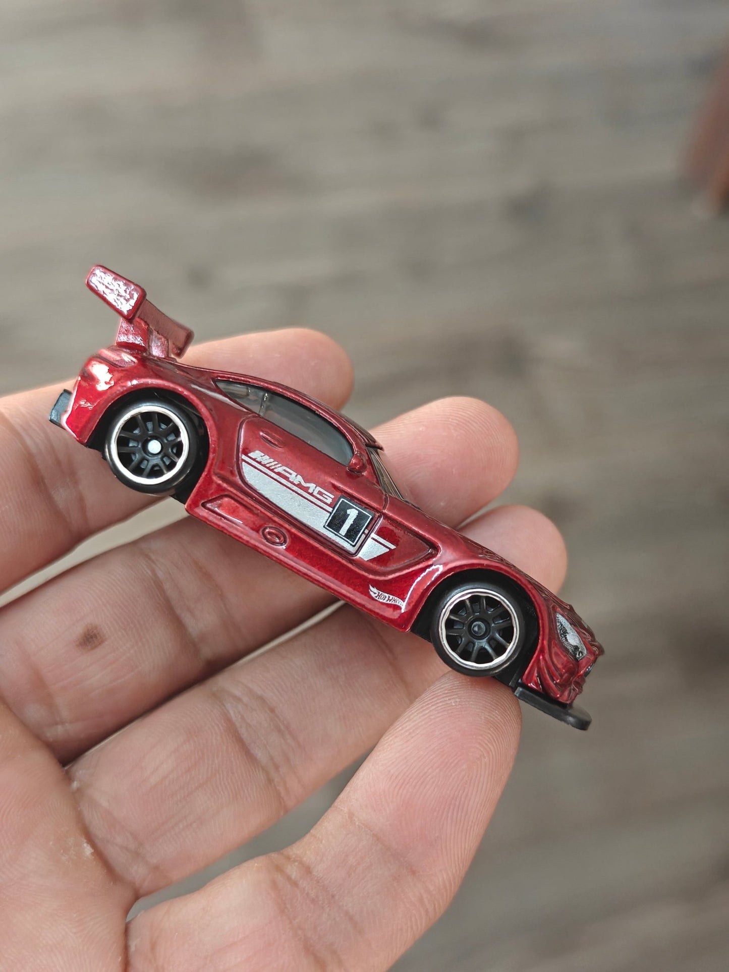 Hot Wheels 2016 Mercedes - AMG GT3 - Maroon (Uncarded - New) - Kinder Logs
