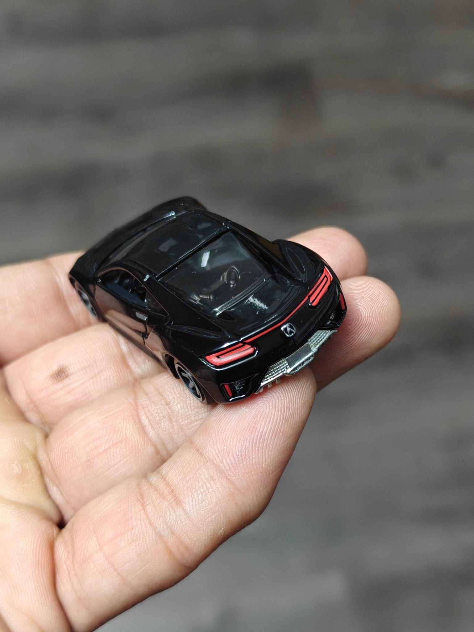 Hot Wheels 2017 Acura NSX - Hybrid Speed (Uncarded - New) - Kinder Logs