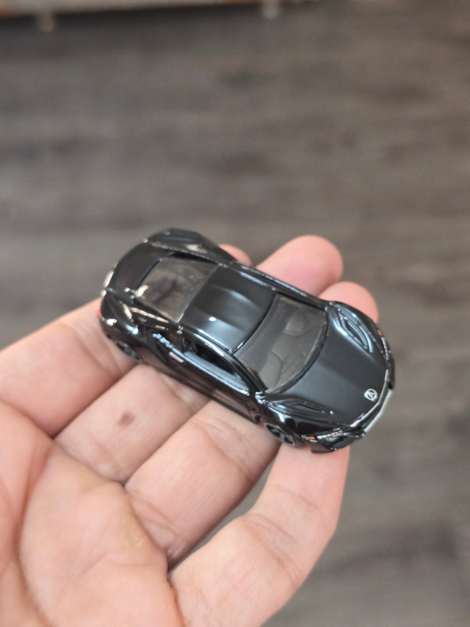 Hot Wheels 2017 Acura NSX - Hybrid Speed (Uncarded - New) - Kinder Logs