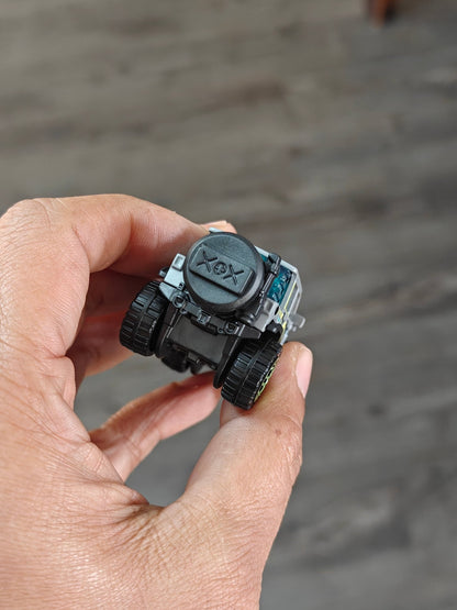 Hot Wheels 2017 Jeep Wrangler - Grey (Uncarded - New) - Kinder Logs