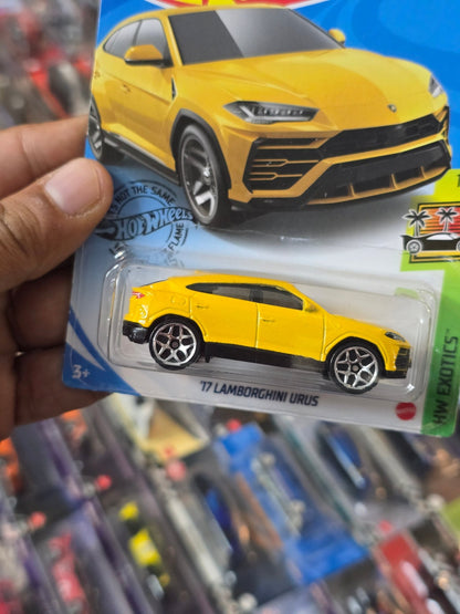 Hot Wheels 2017 Lamborghini Urus - Yellow (2018 Imported Card) - Kinder Logs