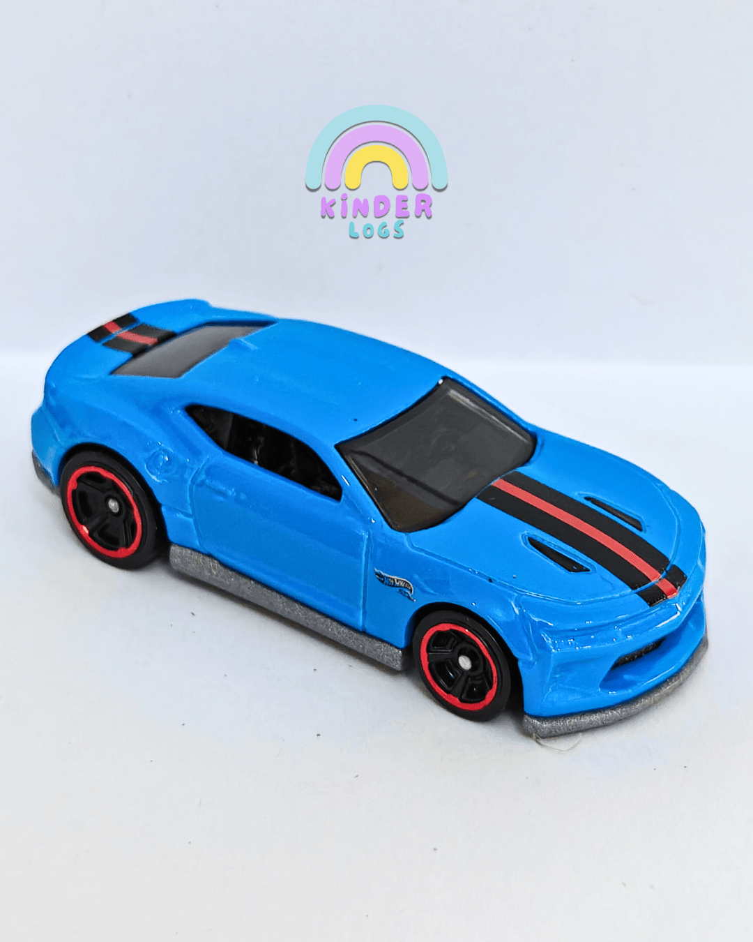 Hot Wheels 2018 Chevrolet Camaro SS - Blue (Uncarded - New) - Kinder Logs