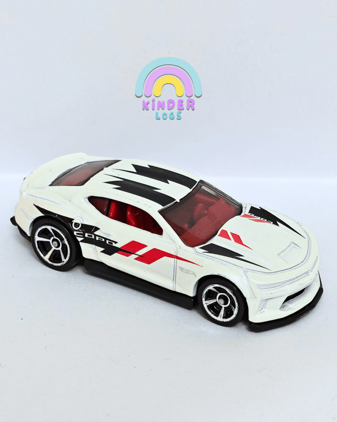 Hot Wheels 2018 Chevrolet COPO Camaro SS - White (Uncarded - New) - Kinder Logs