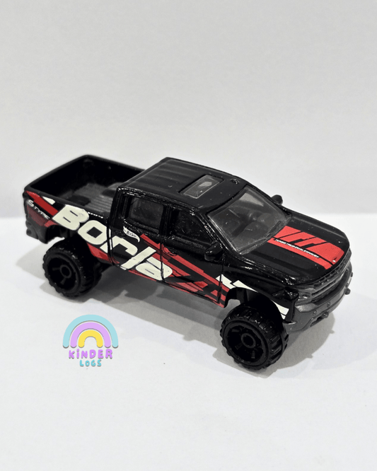 Hot Wheels 2019 Chevrolet Silverado Trail Boss LT Borla (Uncarded) - Kinder Logs