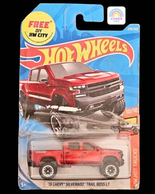 Hot Wheels 2019 Chevrolet Silverado Trail Boss LT (Taped Blister) - Kinder Logs