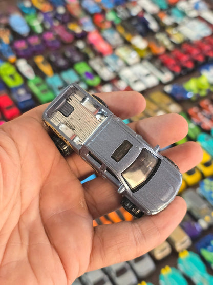 Hot Wheels 2019 Chevy Silverado Trail Boss LT (Pre - Owned) - Kinder Logs