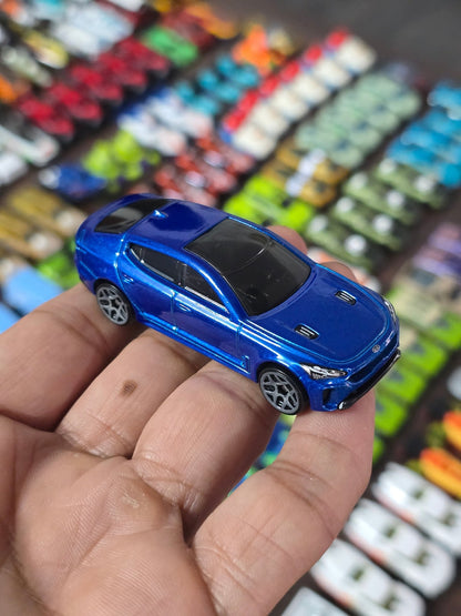 Hot Wheels 2019 Kia Stinger GT - Blue (Uncarded) - Kinder Logs