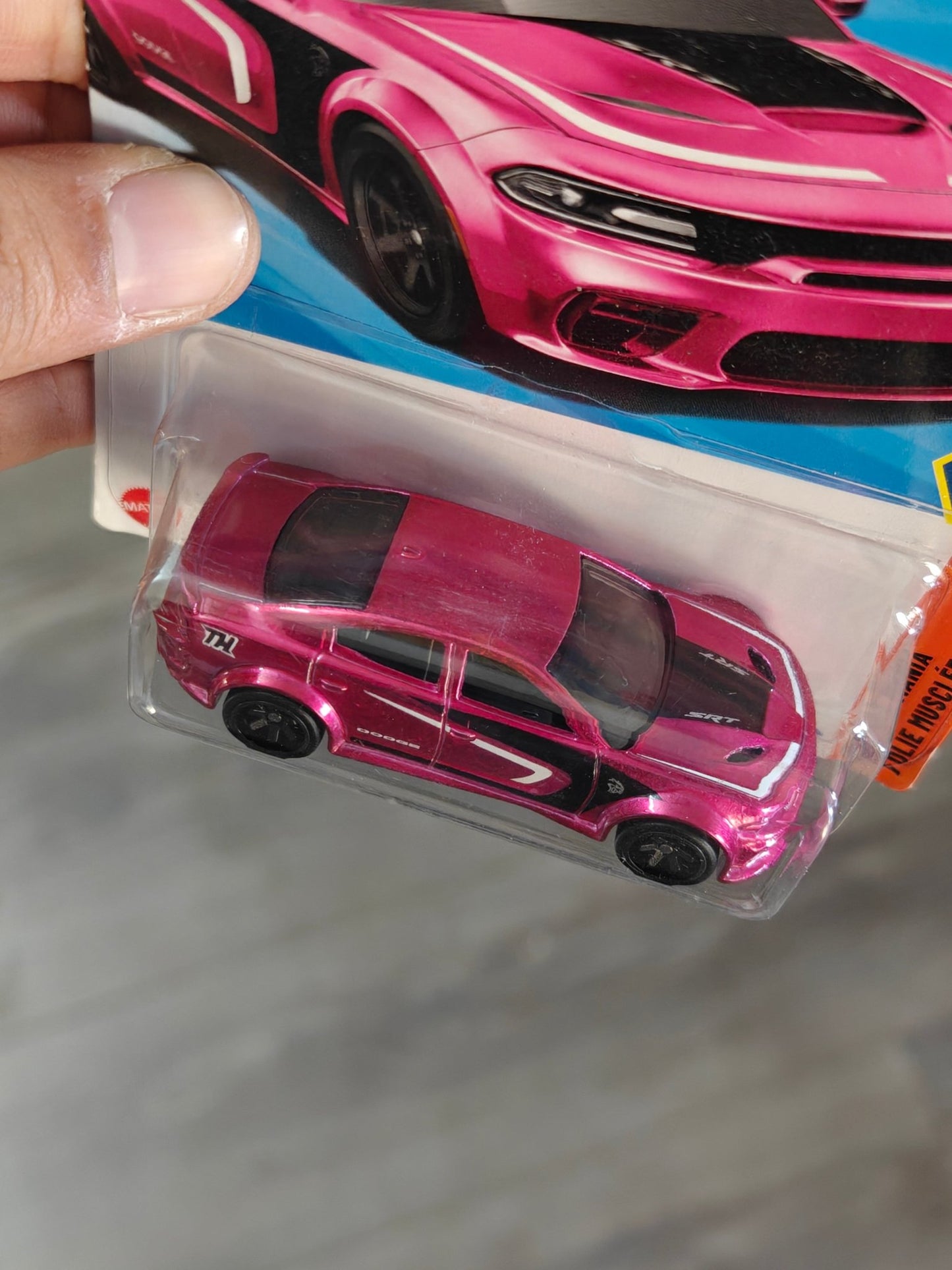 Hot Wheels 2020 Dodge Charger Hellcat Super Treasure Hunt (STH) - Kinder Logs