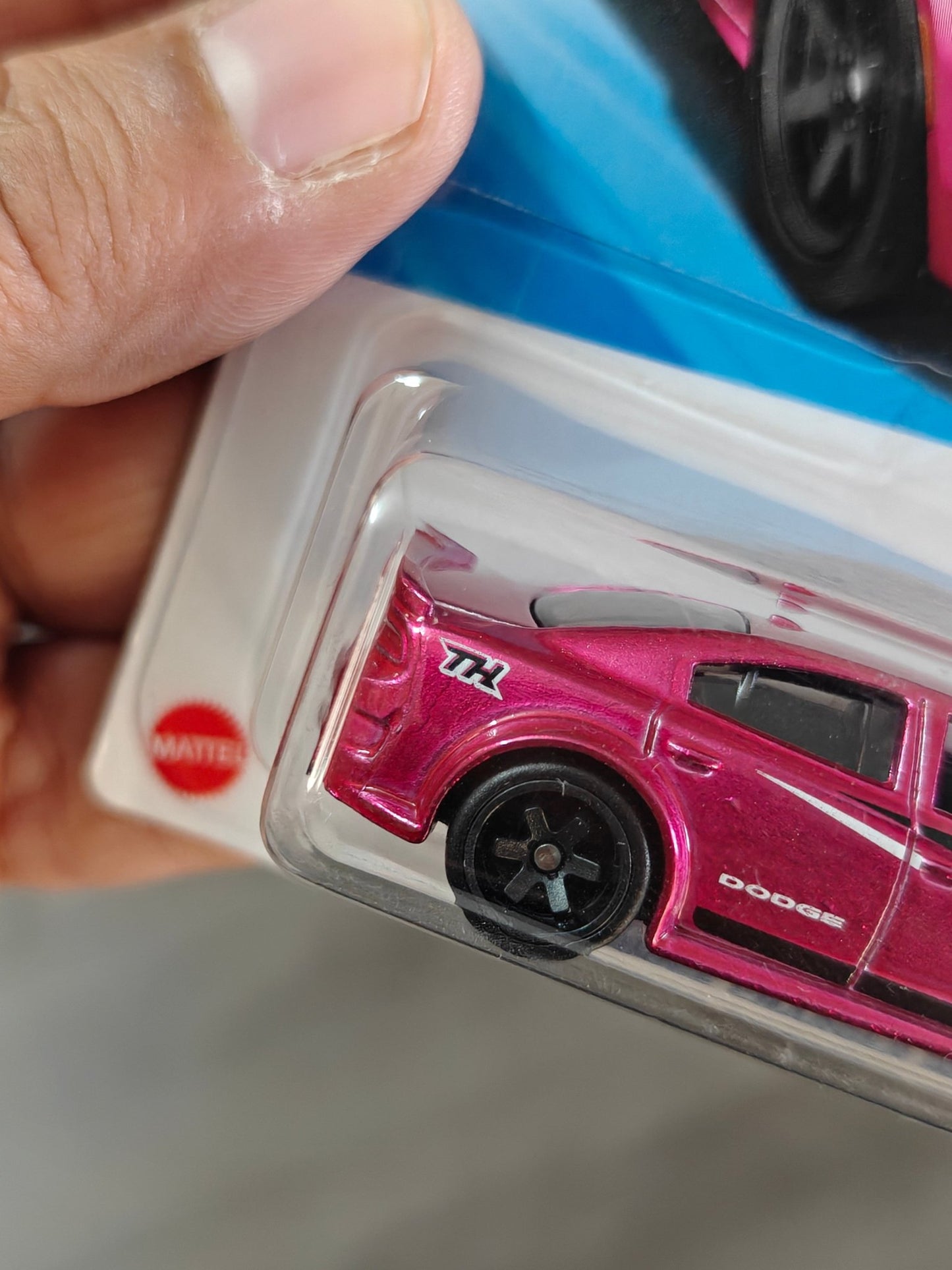 Hot Wheels 2020 Dodge Charger Hellcat Super Treasure Hunt (STH) - Kinder Logs